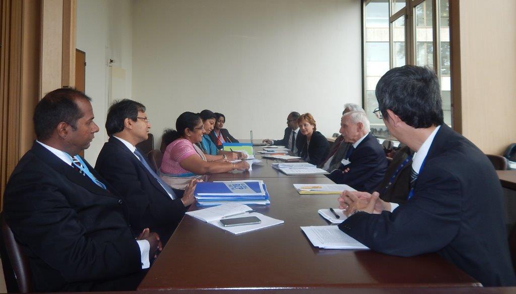 CP1-_Minister__meeting_DG-IOM_and_Officials