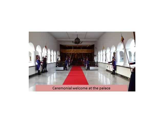 Ceremonial_welcome_at_the_palace_sent