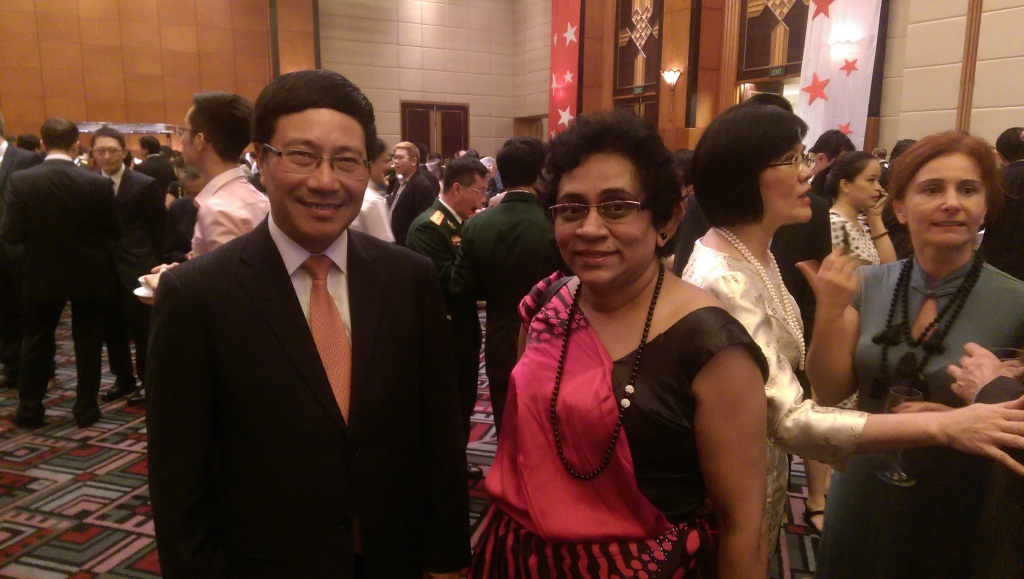 Ambassador_with_Foreign_Minister_Pham_Binh_Minh