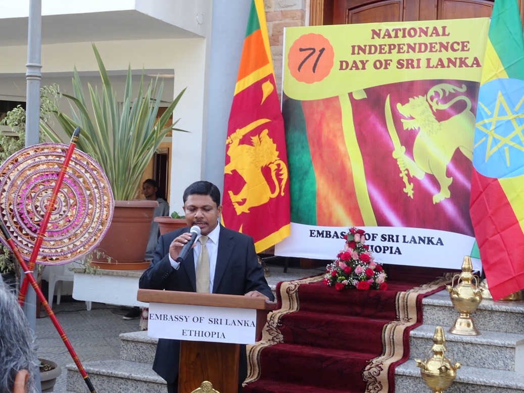 02 Ambassador addressing the gathering