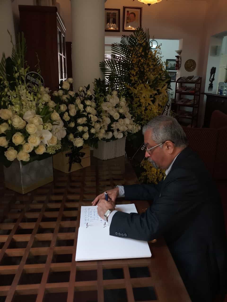Image 02 - Signing the Book of Condolences by Mr. Kamal Malhotra, UN Resident Coordinator in Viet Nam