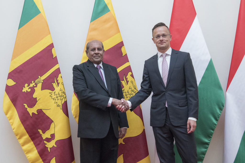 Szijjártó Péter külgazdasági és külügyminiszter és Tilak Marapana, Srí Lanka-i külügyminiszter találkozója 2019. június 14-én a Külgazdasági és Külügyminisztériumban. Fotó:KKM/Burger Zsolt