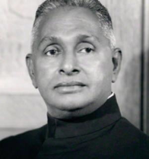 මහාමාන්‍ය ශ්‍රීමත් ජෝන් කොතලාවල මැතිතුමා