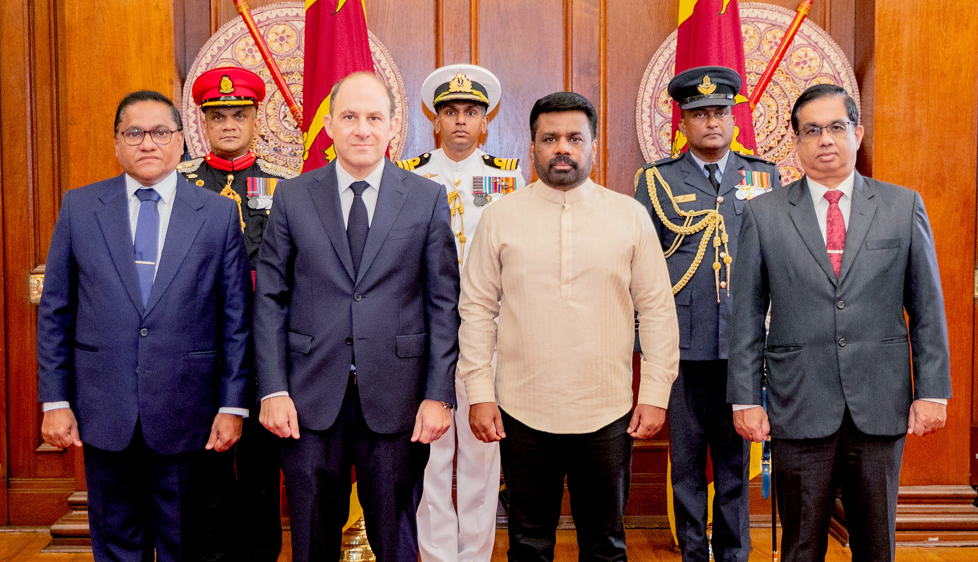 The Ambassador of the Argentine Republic presents Credentials to Sri Lanka 